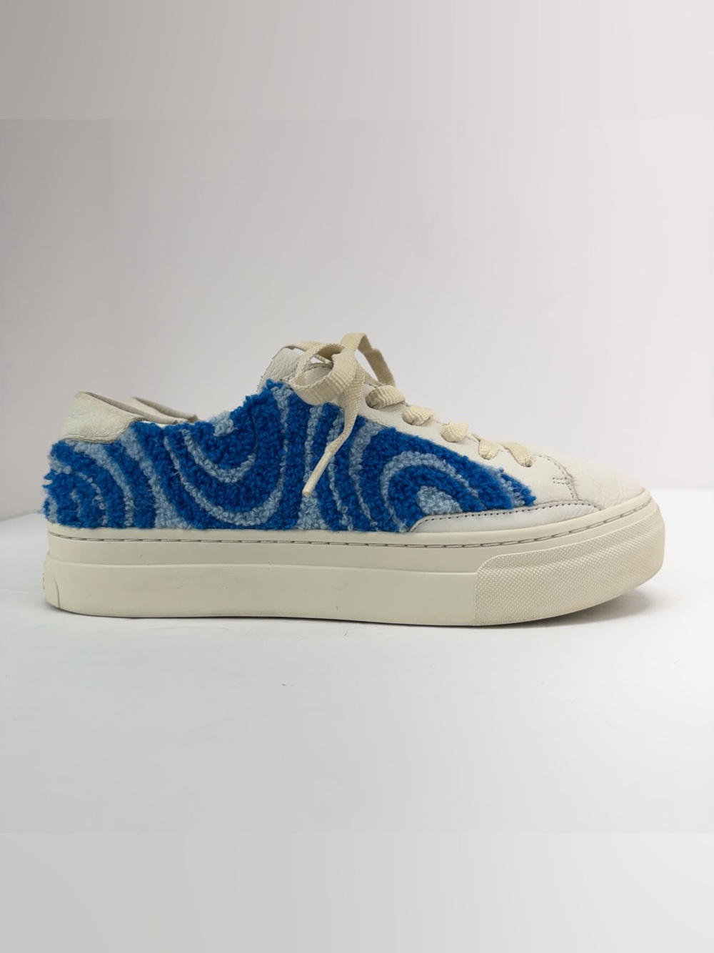 Soludos size 7.5 Women’s Blue Plush Psychedelic Spiral Ibiza Platform Sneakers